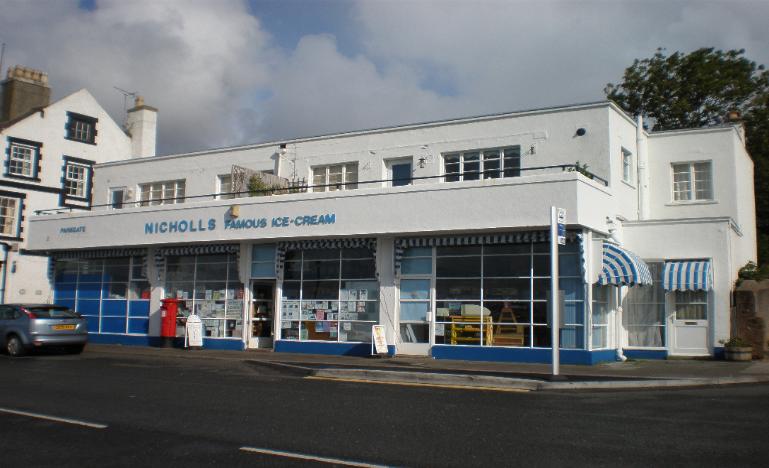 Dee House