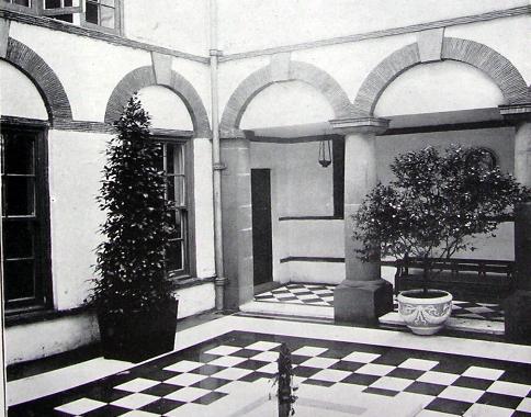 Fountain Court